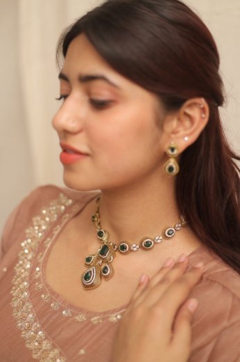 Emerald Cascade Choker