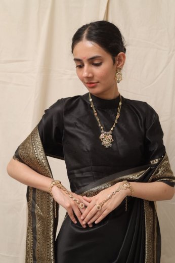 Temple Pendant Set